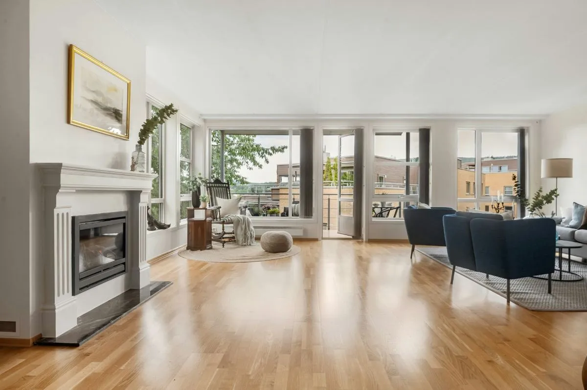 A living room you can preview new floors in
